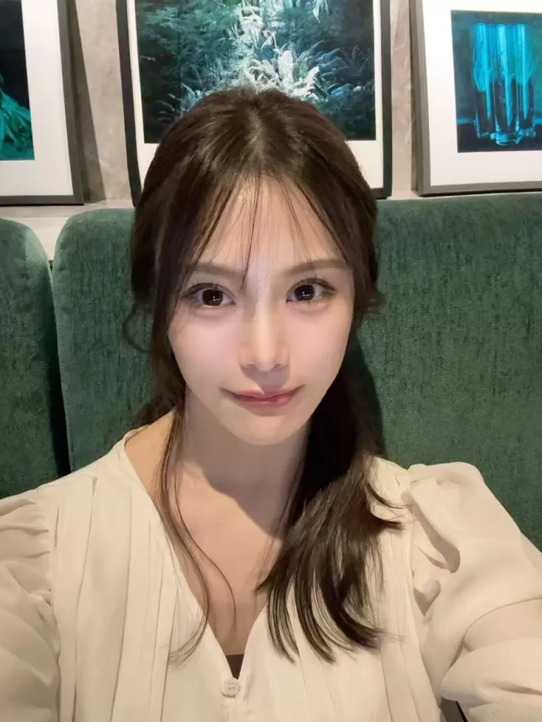 落落大方的女神FUMIKA~情绪价值天花板~总裁出行的最好选择