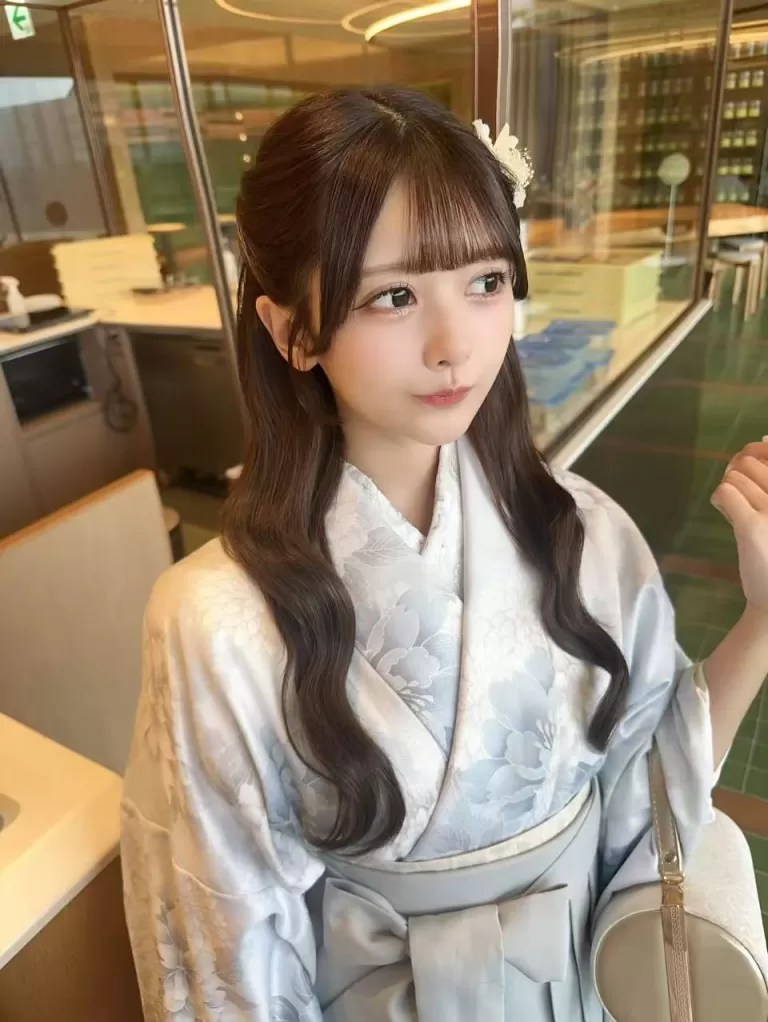 喜欢小小只的不要错过这个合法萝莉~菜菜~