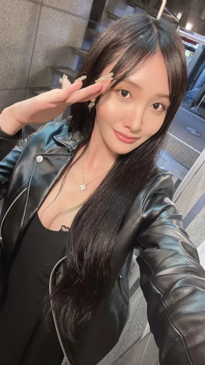 情绪价值高模特米酷，感觉色色，东京甜蜜情人
